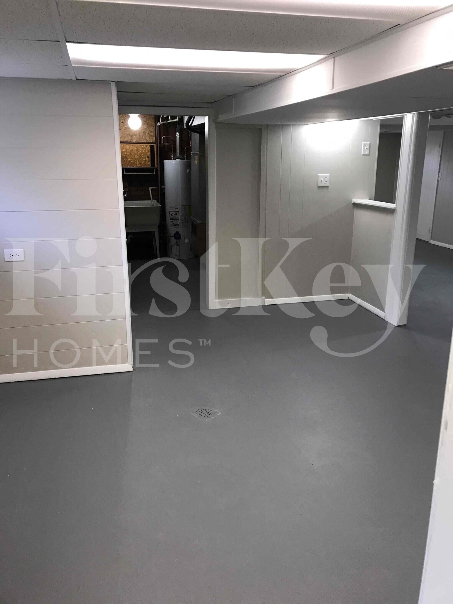 Building Photo - 723 Manchester Ave