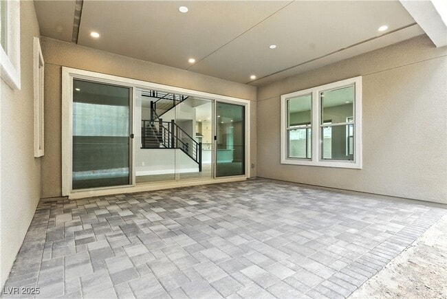 Building Photo - 5073 Slatestone St