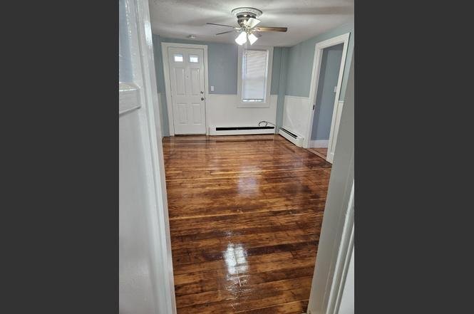 Building Photo - 4 Church St