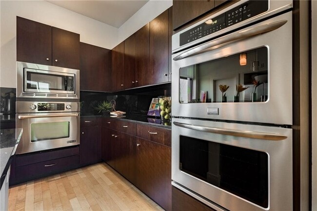 Building Photo - 345 NE 4th St