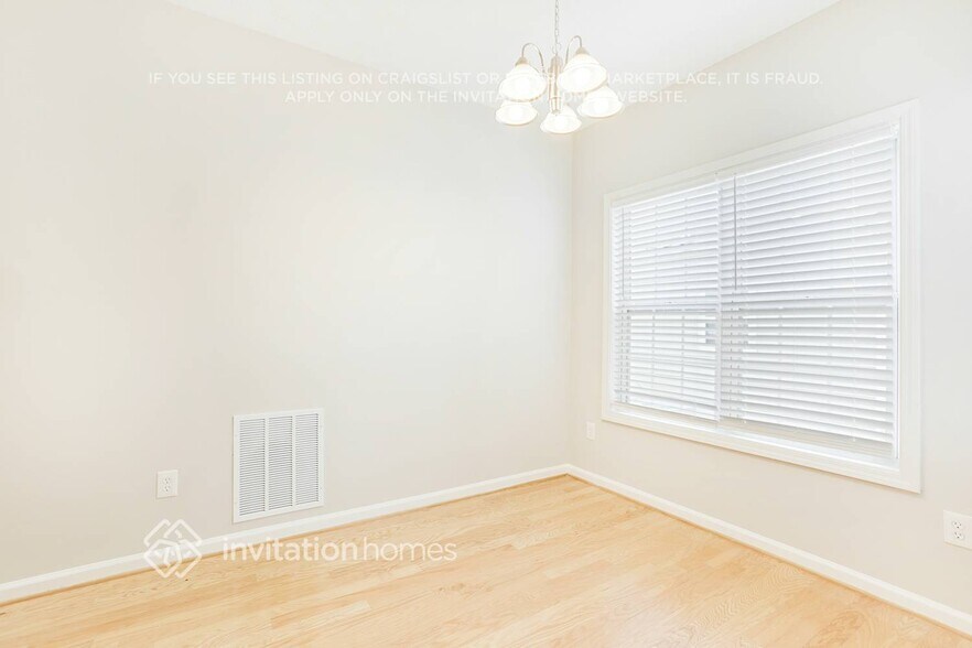 Building Photo - 1461 Edgeley Way