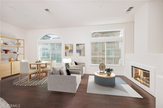 Building Photo - 225 Montana Del Lago Dr