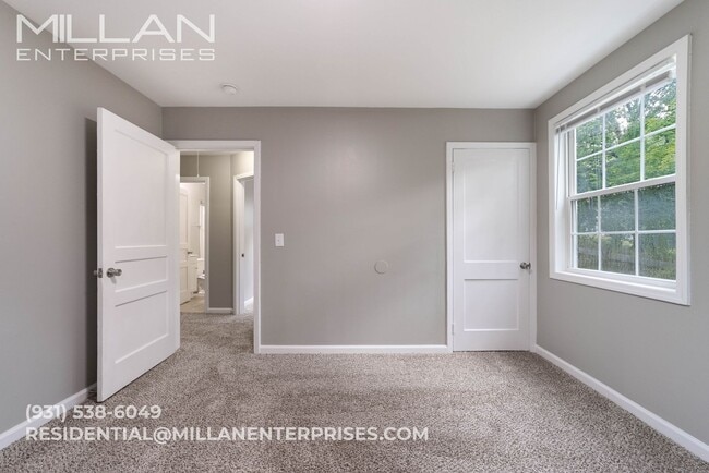 Building Photo - Cozy Living with Outdoor Space & Everyday Convenience - Enjoy Your First Month FREE with a 13-Mon...