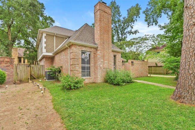Building Photo - 15014 Lantern Creek Ln