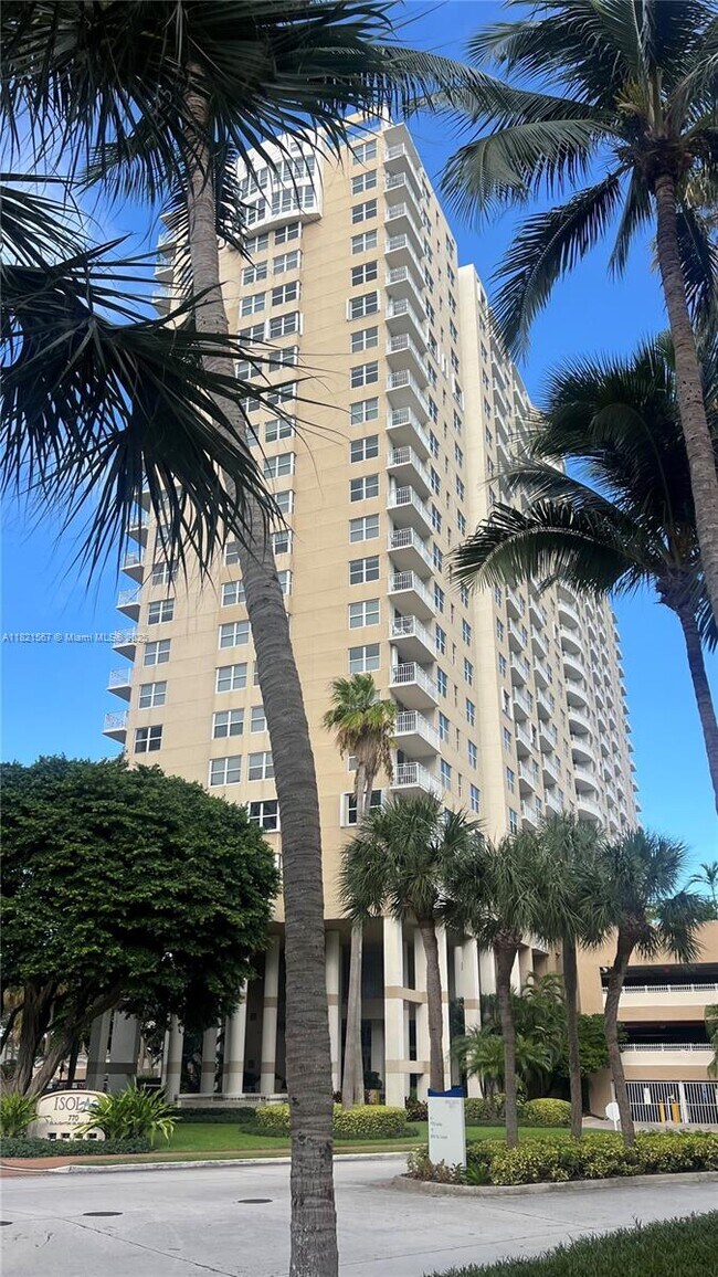 Building Photo - 770 Claughton Island Dr