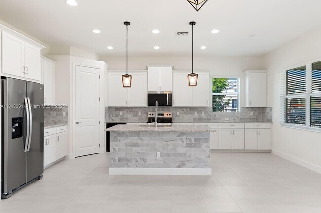 Building Photo - 5786 Aleppo Pne Pl