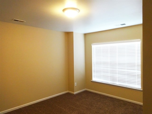 Building Photo - 578 English Oak Cir