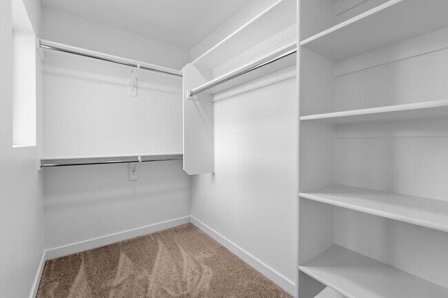 Building Photo - PAY NOTHING UNTIL OCTOBER 1ST! Brand New 4-bed, 3.5-bath Townhome Available Now