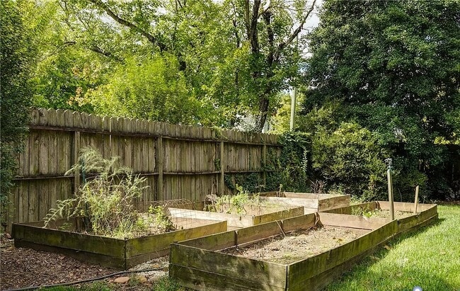 Building Photo - 2419 Semmes Ave