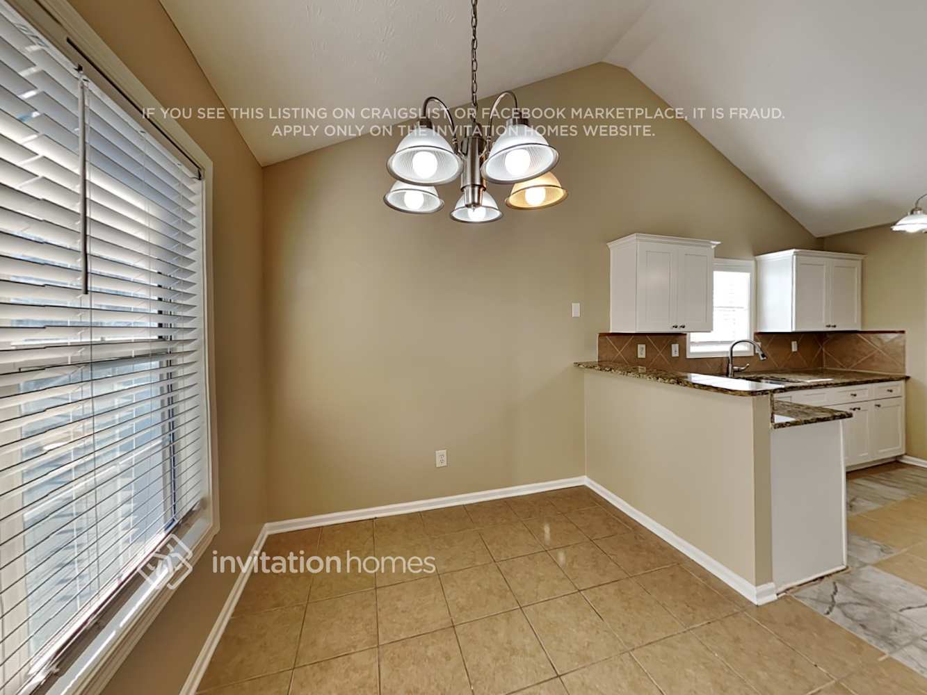 Building Photo - 640 Oak Vista Ct