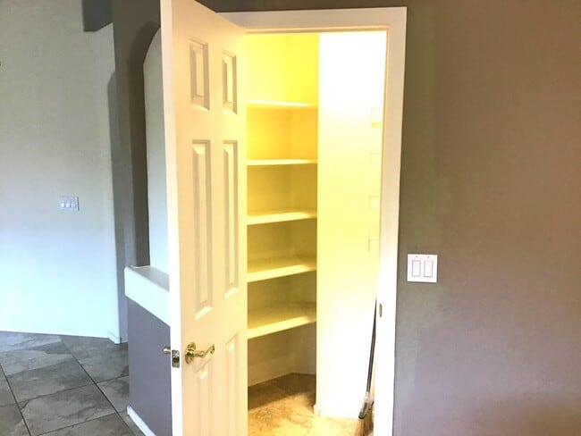 Building Photo - 3Bd/2ba Nice, clean in Rancho Vistoso, 3 Car Garage, Oro Valley