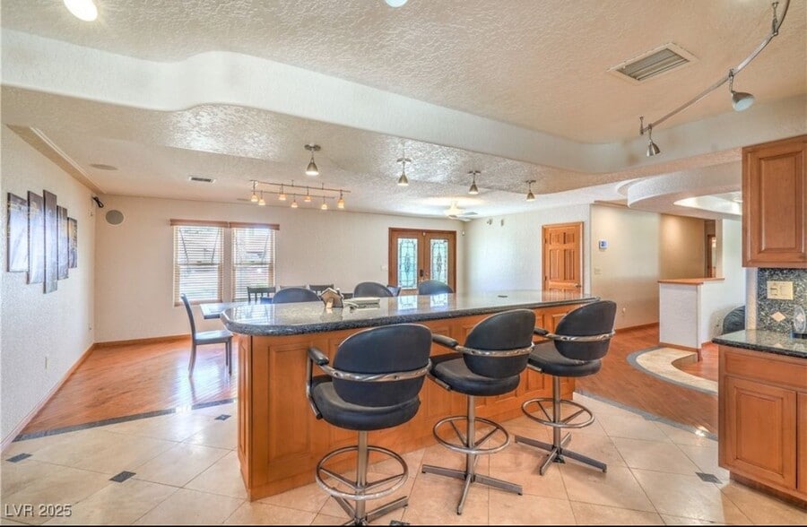 Building Photo - 3480 W Mesa Verde Ln