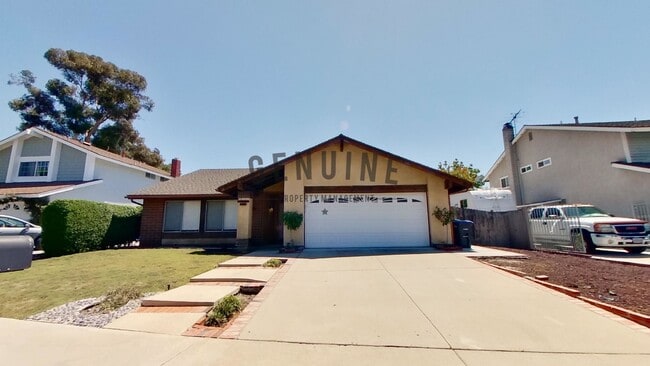 Building Photo - Coming Soon: 3Bd 2Ba Home in Lake Forest