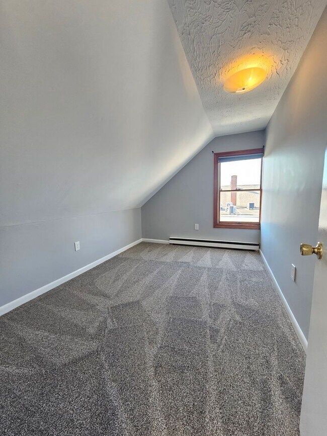 Building Photo - 12 South St