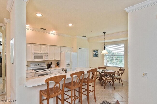 Building Photo - 3830 Sawgrass Way