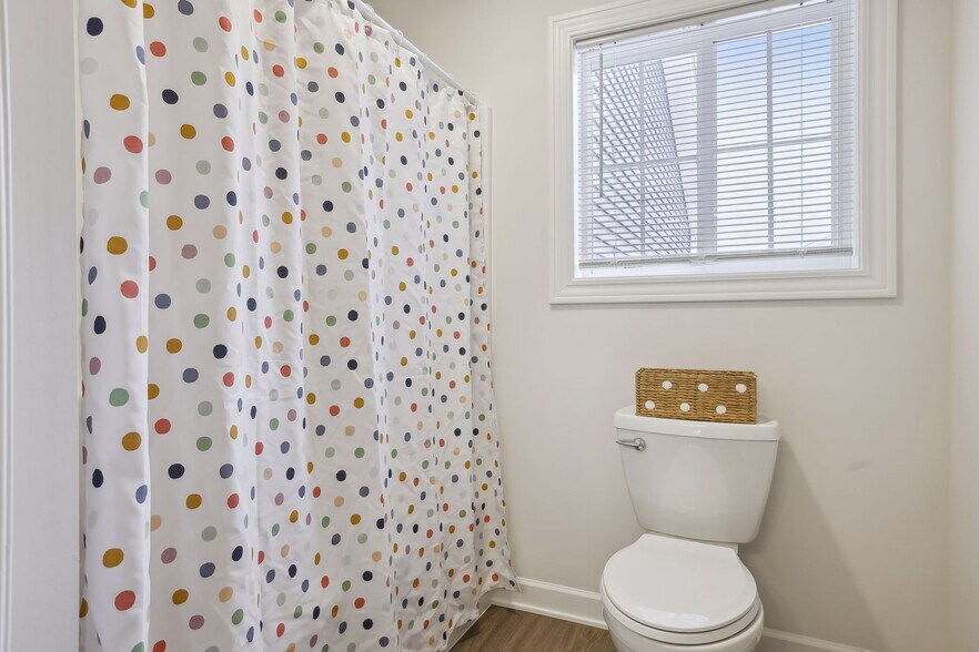 Building Photo - 2489 Cedarwood Ln