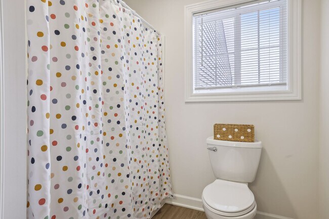 Building Photo - 2489 Cedarwood Ln