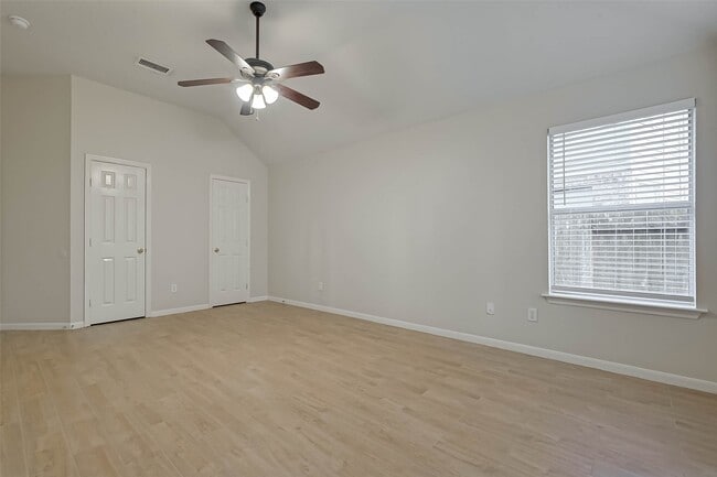 Building Photo - 206 N Wynnoak Cir