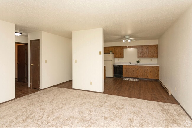 Building Photo - Westrac Apartments