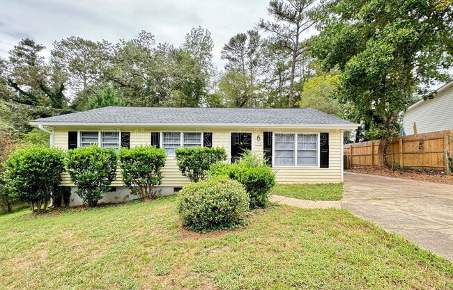 Primary Photo - 3835 Mason Dr NW