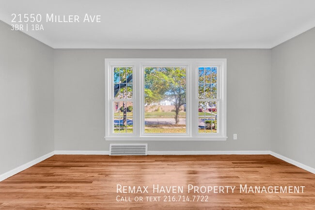 Building Photo - 21550 Miller Ave