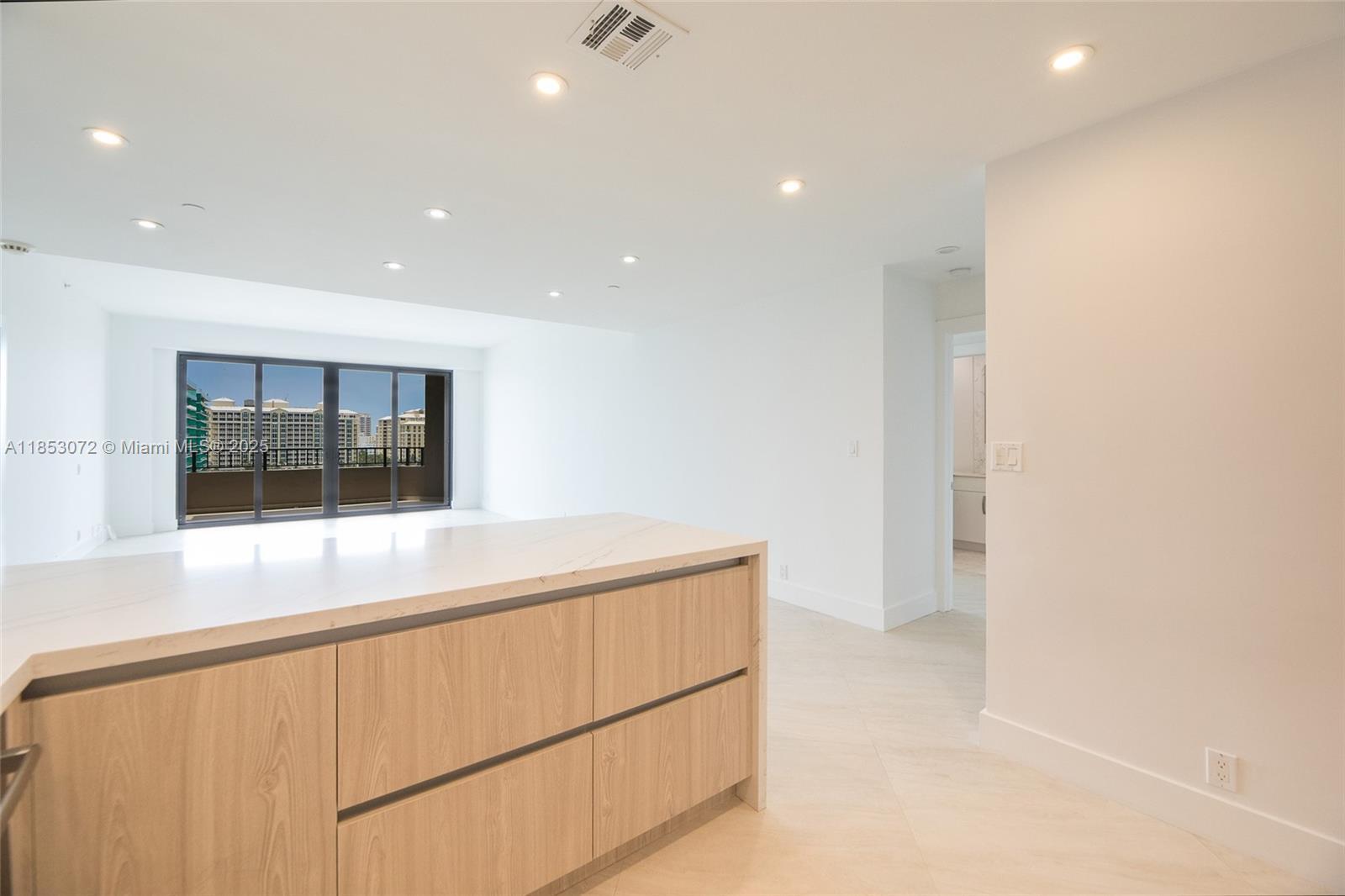 Building Photo - 201 Crandon Blvd