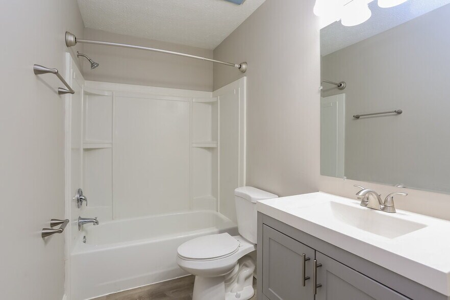Building Photo - 861 Hurlock Ln