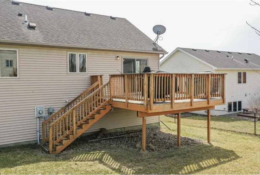 Building Photo - 6251 Fairway Dr NW