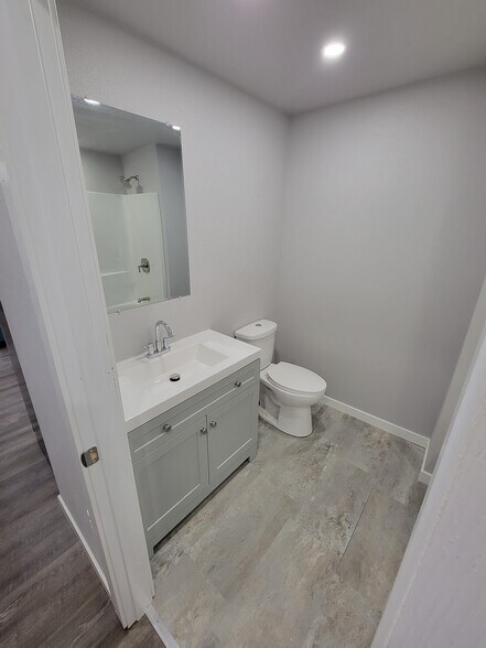 Building Photo - 2417 East 13th Street