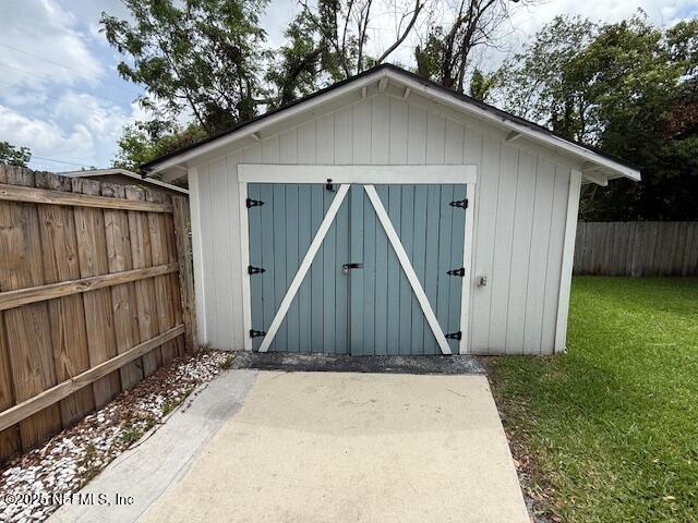 Building Photo - 2115 Traymore Rd