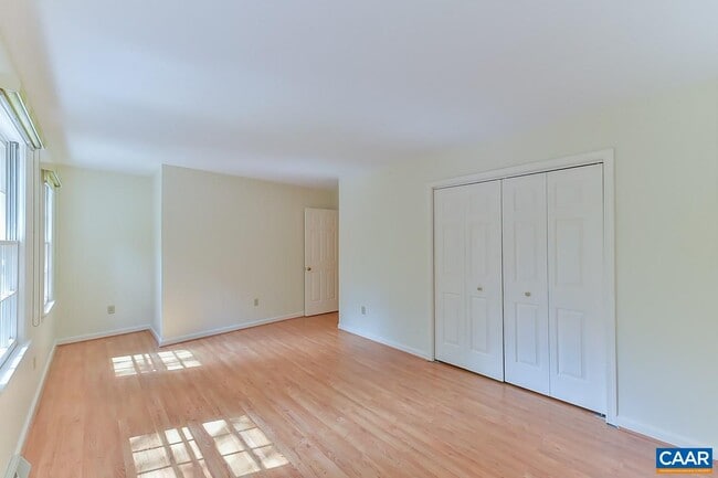 Building Photo - 1012 Wildmere Pl