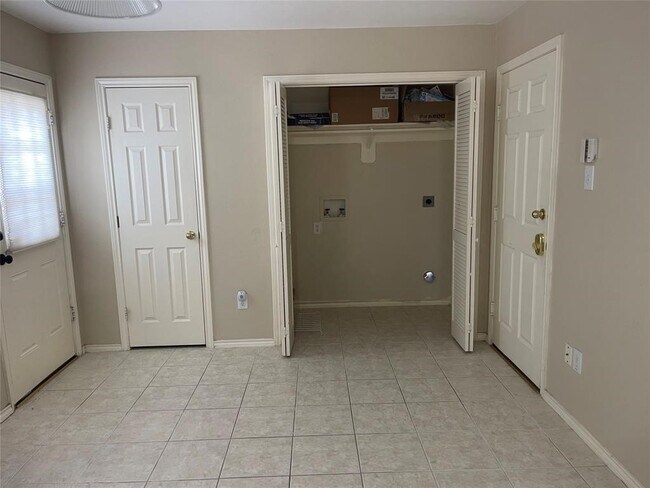 Building Photo - 916 Schooner Cove Ln