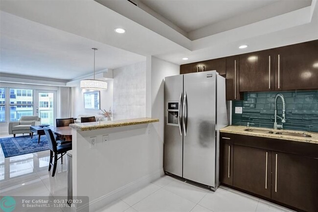 Building Photo - 3750 Galt Ocean Dr