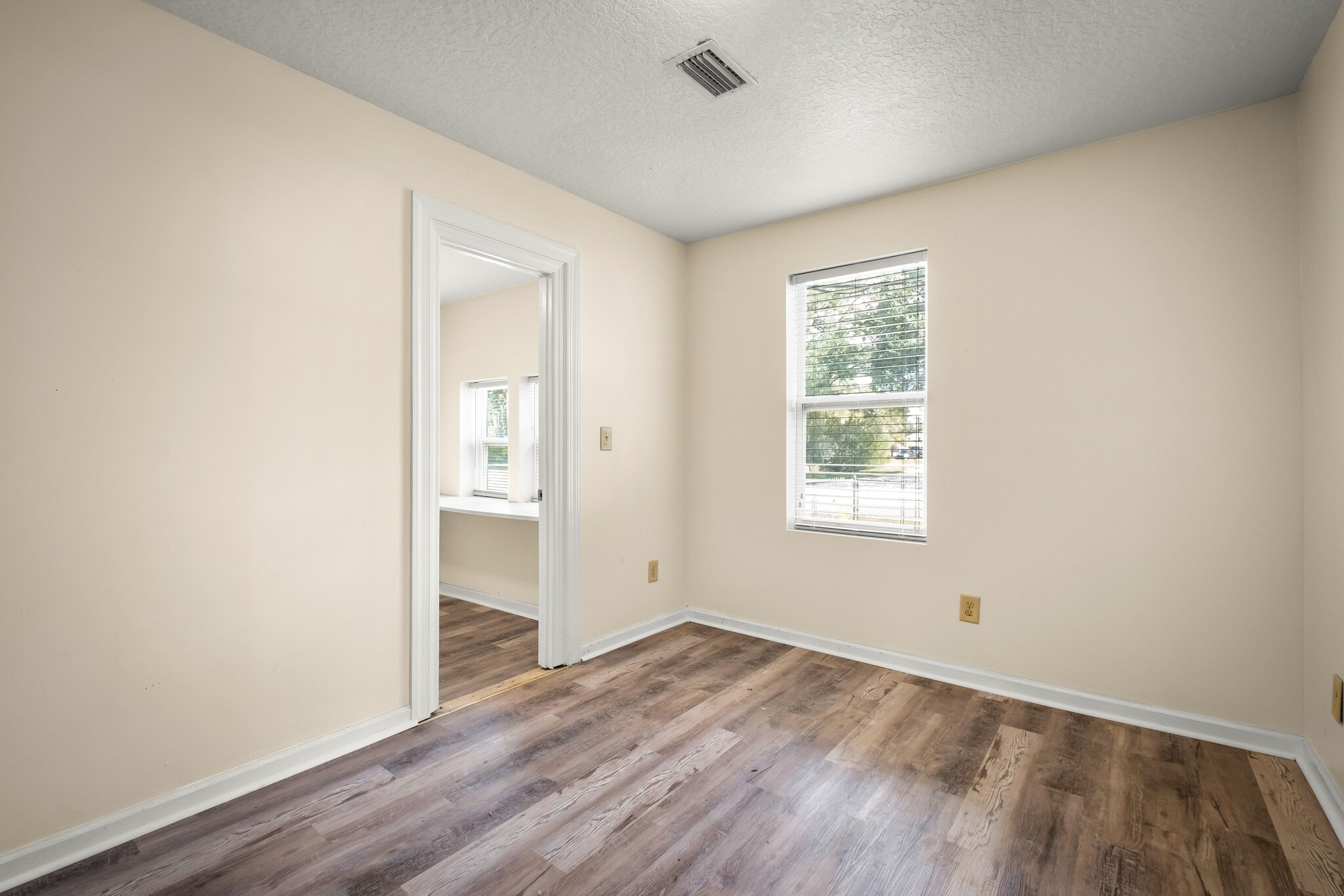 Building Photo - 12716 Gillespie Ave