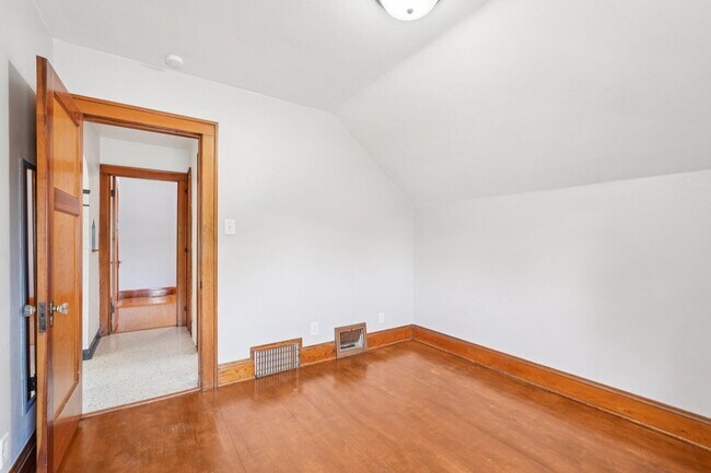 Building Photo - 2170 S 64th St