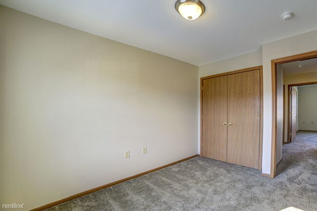 Building Photo - 2 br, 1 bath Apartment - Raystown Crossing