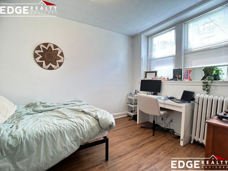 Building Photo - 130 Brainerd Rd