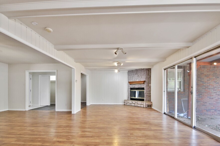 Building Photo - 3607 45th St