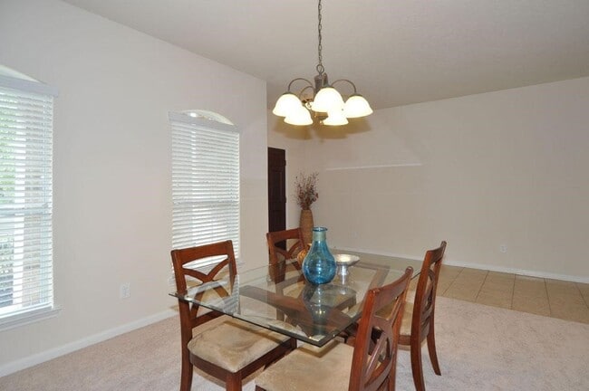 Building Photo - 2723 Calico Creek Ln