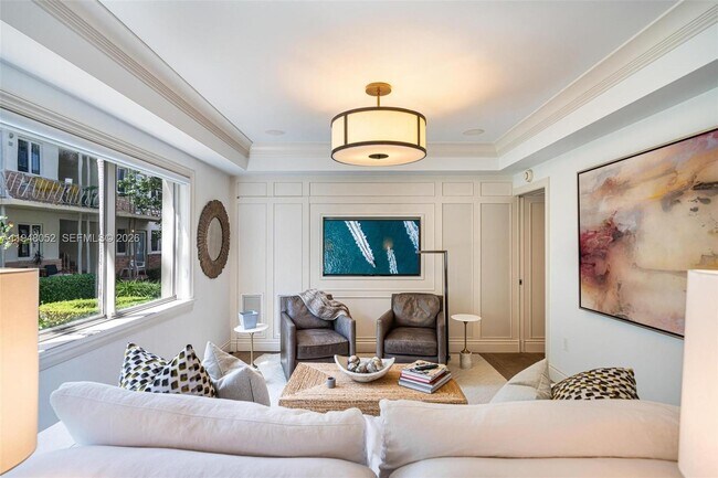 Building Photo - 1130 Venetian Way