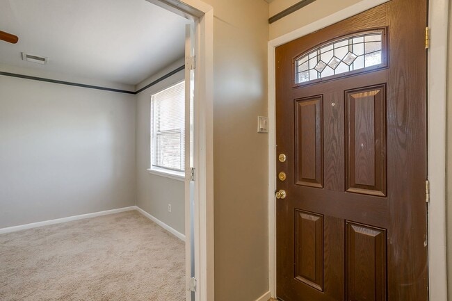 Building Photo - Great 4 Bed, 2 Bath Rental Available for New Tenants- 76134