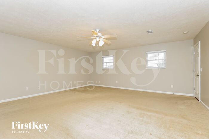 Building Photo - 322 Elderberry Way