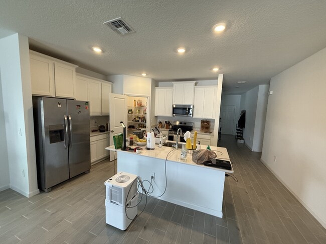 Building Photo - 12582 NW 138th Dr