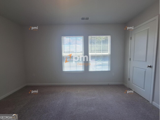 Building Photo - 329 Duck Walk Wy