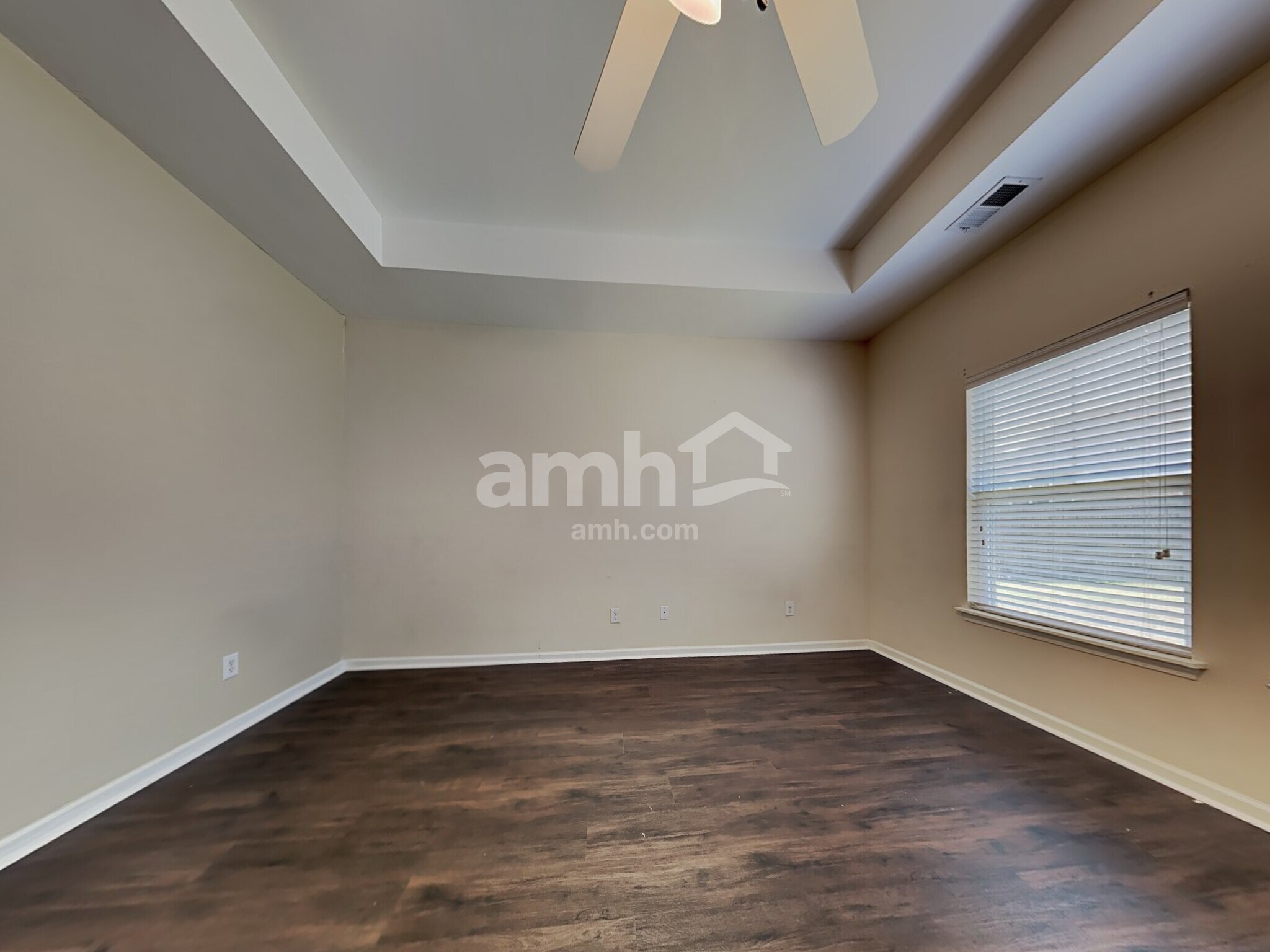 Building Photo - 9469 Bethsaida Ct