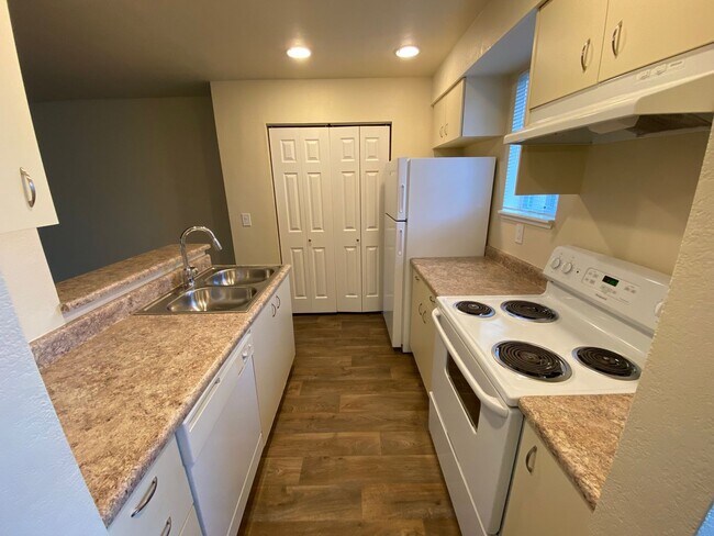 Interior Photo - Riverwood Apartments