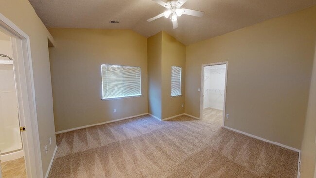 Building Photo - Updated Two Level Home in Sandy with Backyard. Pet Friendly