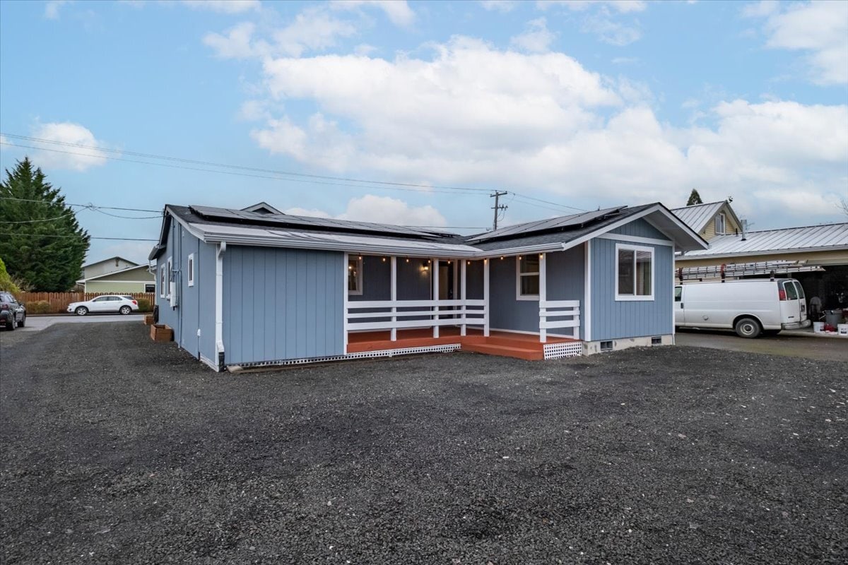 Building Photo - 365 S 15th St