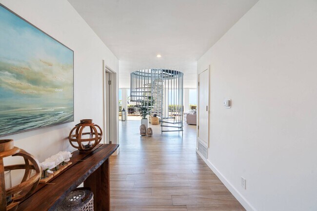 Building Photo - 31518 Broad Beach Rd