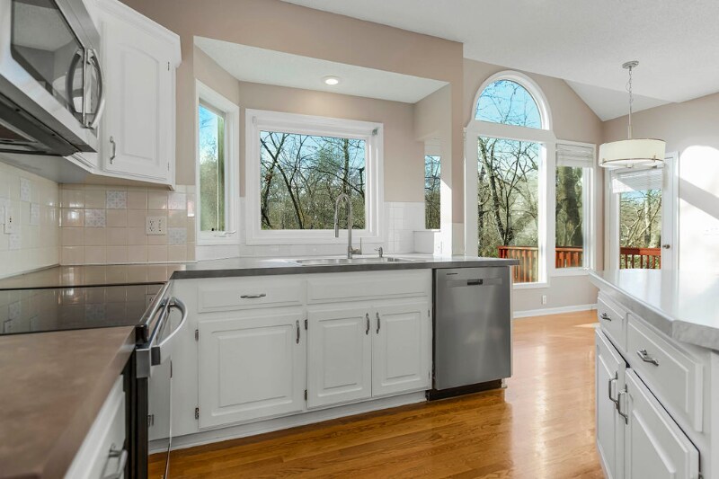 Building Photo - 5933 W 153rd St